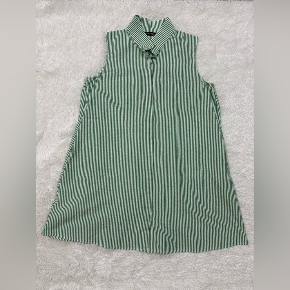 Duffield Lane Green and White Striped Top - Picture 2 of 8